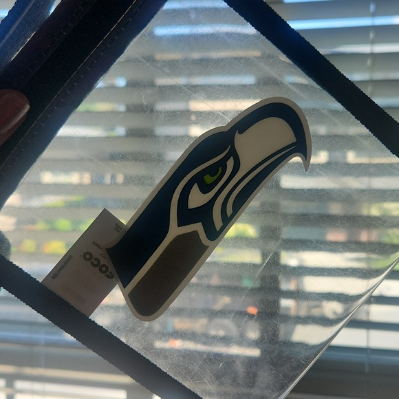 Girls Seahawks clear crossbody bag - Picture 7 of 7